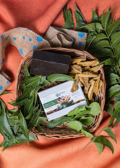 Neem Tulsi Manjal