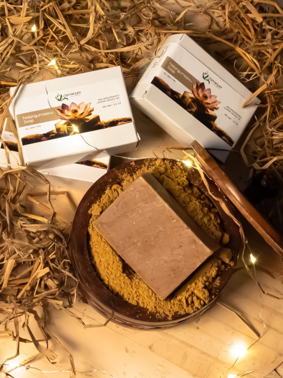 Nalangu Maavu Soap (Women)