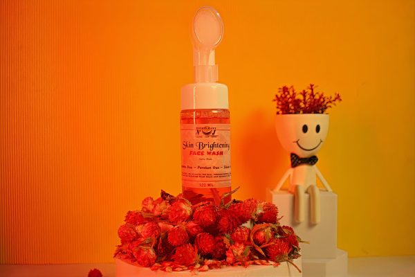 Skin Brightening Face Wash
